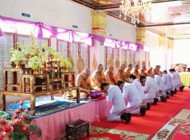 ร่วมพิธีเจริญพระพุทธมนต์เฉลิมพระเกียรติสมเด็จพระนางเจ้าฯ ... Image 1