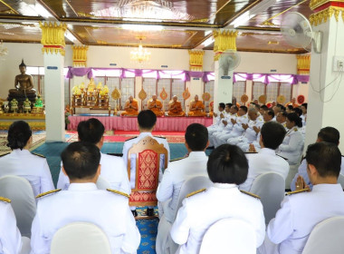 ร่วมพิธีเจริญพระพุทธมนต์เฉลิมพระเกียรติสมเด็จพระนางเจ้าฯ ... Image 3