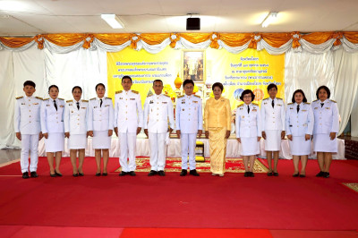 สำนักงานสหกรณ์จังหวัดยโสธรร่วมงานพิธีสวดพระพุทธมนต์ถวายพระราชกุศล พระบามสมเด็จพระบรมชนกาธิเบศร มหาภูมิพลอดุลยเดชมหาราช บรมนาถบพิตร ... Image 1