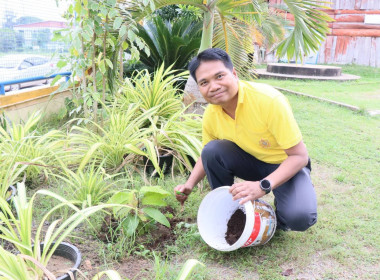 สำนักงานสหกรณ์จังหวัดยโสธร ร่วมกิจกรรมบำรุงรักษาต้นไม้ ... Image 1