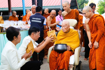 สำนักงานสหกรณ์จังหวัดยโสธร ร่วมงานทำบุญอายุวัฒนมงคลครบ 65 ... Image 1