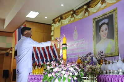 สำนักงานสหกรณ์จังหวัดยโสธร ร่วมพิธีถวายเครื่องราชสักการะ ... Image 1