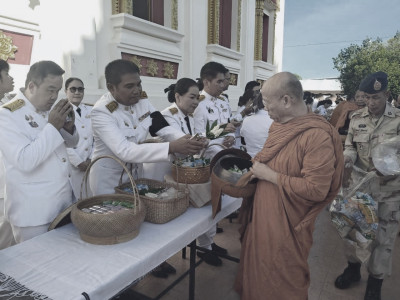 สำนักงานสหกรณ์จังหวัดยโสธร ร่วมตักบาตรบำเพ็ญกุศล ปัณรสมวาร ... Image 1