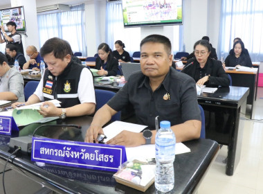 ประชุมคณะทำงานส่งเสริมพัฒนาอาชีพและการตลาด (คทช.) ... Image 1
