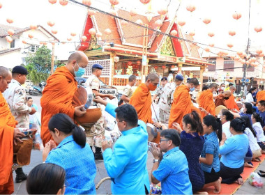 กิจกรรมทำบุญตักบาตร Image 5