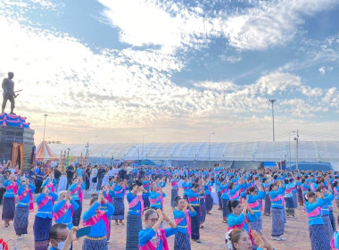 ร่วมพิธีรำบวงสรวงพระสุนทรราชวงศา ... Image 3